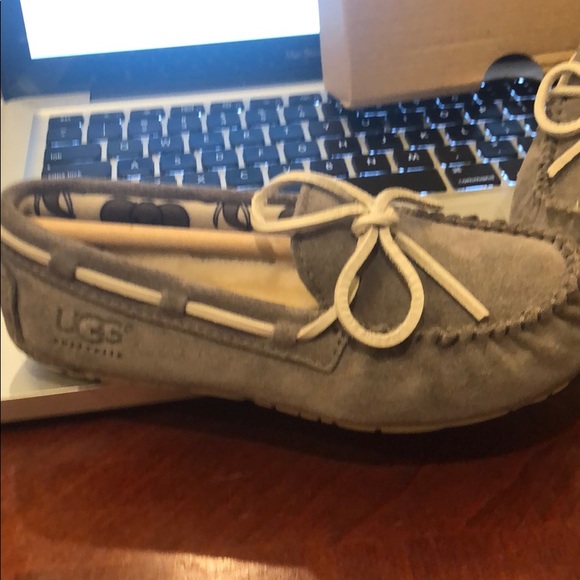 UGG kid K Ryder Moccasin gray charcoal New wBox - Picture 2 of 8